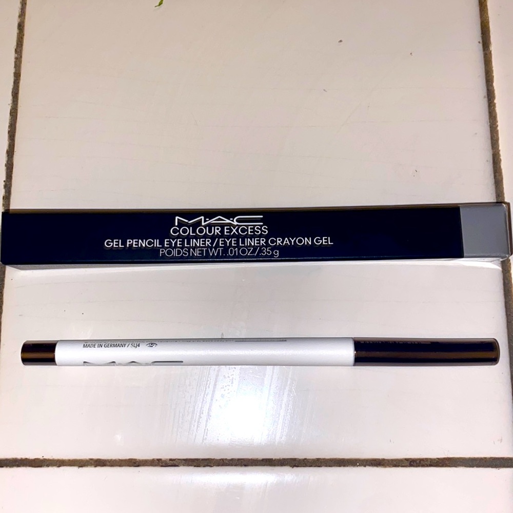 MAC Cosmetics Colour Excess Gel Eyeliner in Incorruptible (Matte White), NIB